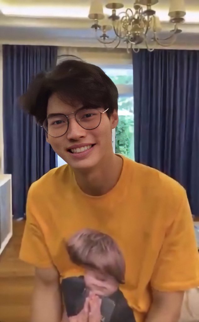 il0veurguts's tweet photo. Oh God, Please Protect these smiles at all costs. ☀️🐰💙
#IStandWithBrightWin https://t.co/cNm79F99Lh