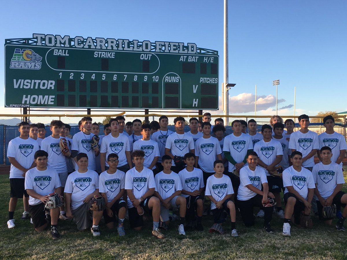 ramsbaseball12's tweet photo. 🐰HAPPY EASTER from our 🐏@MontwoodHS Family to Yours! #MissingEm https://t.co/SGKoUBsgLV