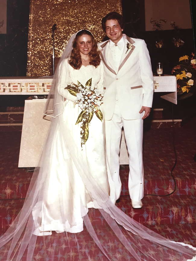 MetroWindowCo's tweet image. Happy Easter - Happy Passover &amp;amp; Our 40th Wedding Anniversary conta.cc/3aZd95M