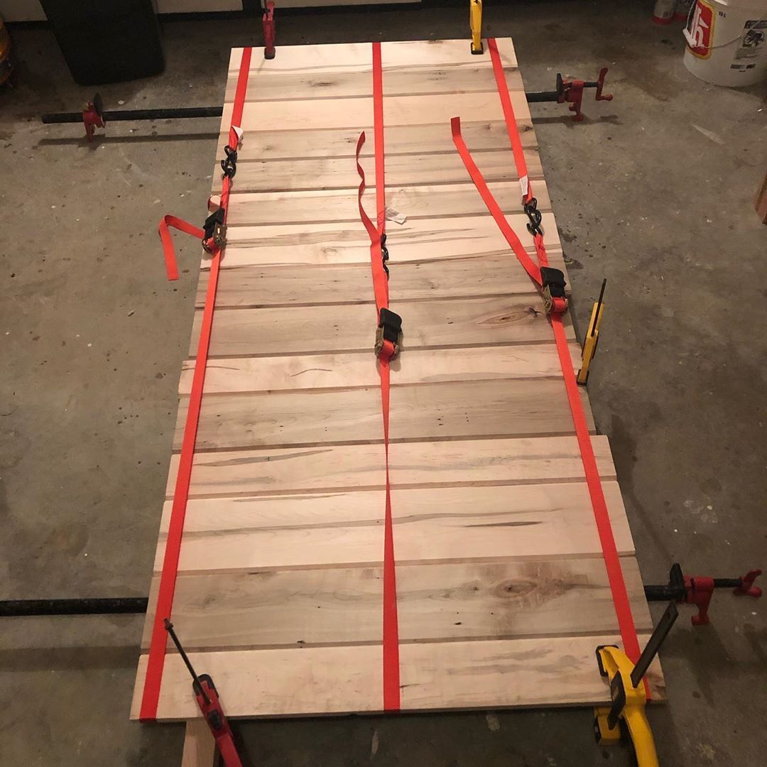 FreudTools's tweet photo. From @andersonwoodworking
"Got the raised panel cabinet door pieces routered and put together last night along with finished gluing the back panel together."
#FreudBits https://t.co/DZNVMhWEyS