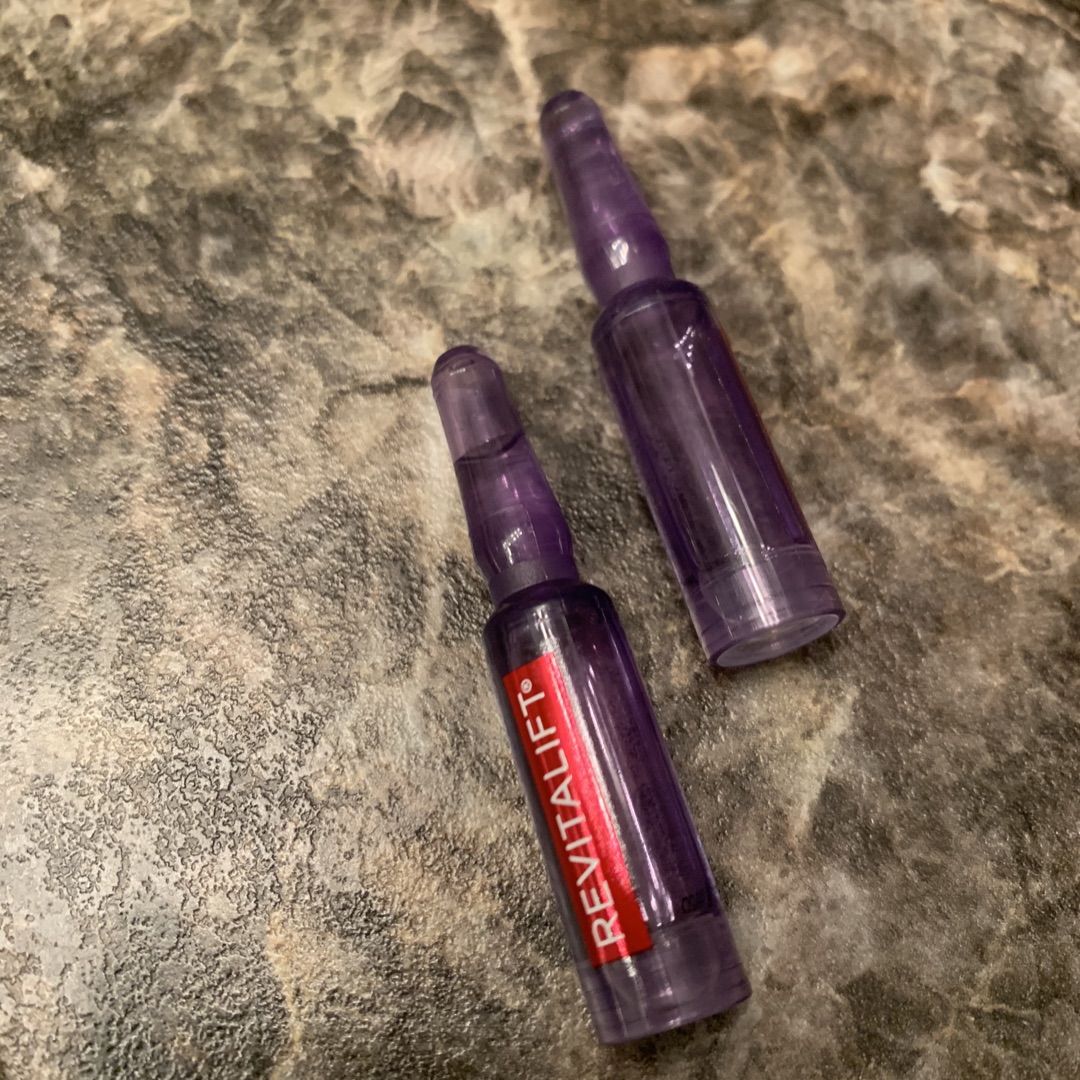 The serum boosted the hydration and moisture of my skin after using it for a week. I didn’t see all the benefits. I received this product complimentary from <a href="/influenster/">Influenster</a> for testing purposes. #Revitalift #DermIntensives #complimentary @lorealparis <a href="/Influenster/">Influenster</a>