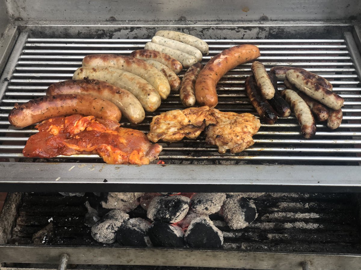 RautinhoHSV's tweet photo. #Grilltweet https://t.co/Dkeqc0djpm
