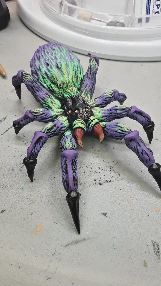 jypsyjan's tweet photo. Here is my take on a 3d print from Rocket pig. I dont have a printer but painting this for a friend that does. It's a great sculpt easy paint and fun. Comments always welcome. #reaperpaints #jypsyjanminipainting #miniaturepainting #monsters #rocketpig #3dprintedminis https://t.co/QvHxL2WCtK