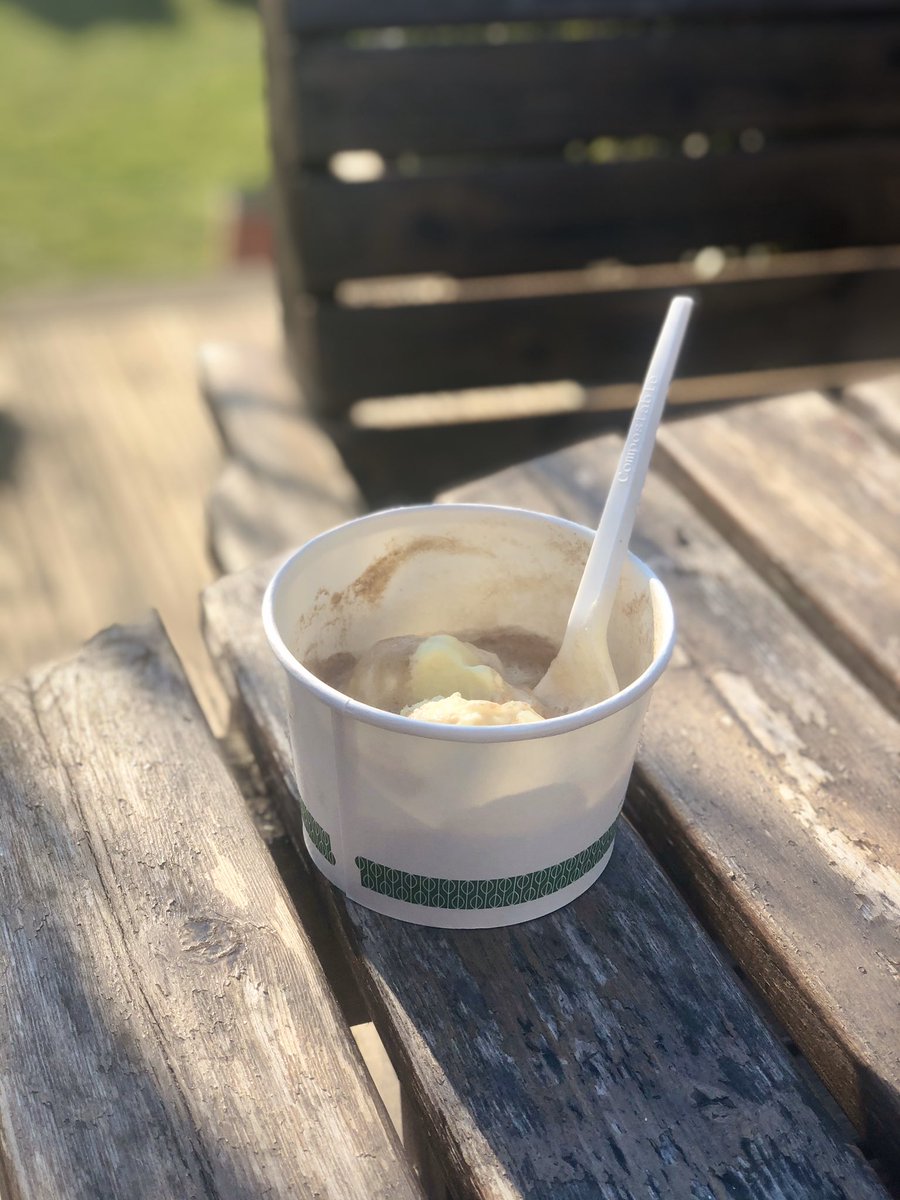 circaevents's tweet photo. #Stayathome , Happy Easter to our wedding couples xx #selfisolation yellow Vanilla Coke float @bohogelato amazing https://t.co/uqB8JNU970