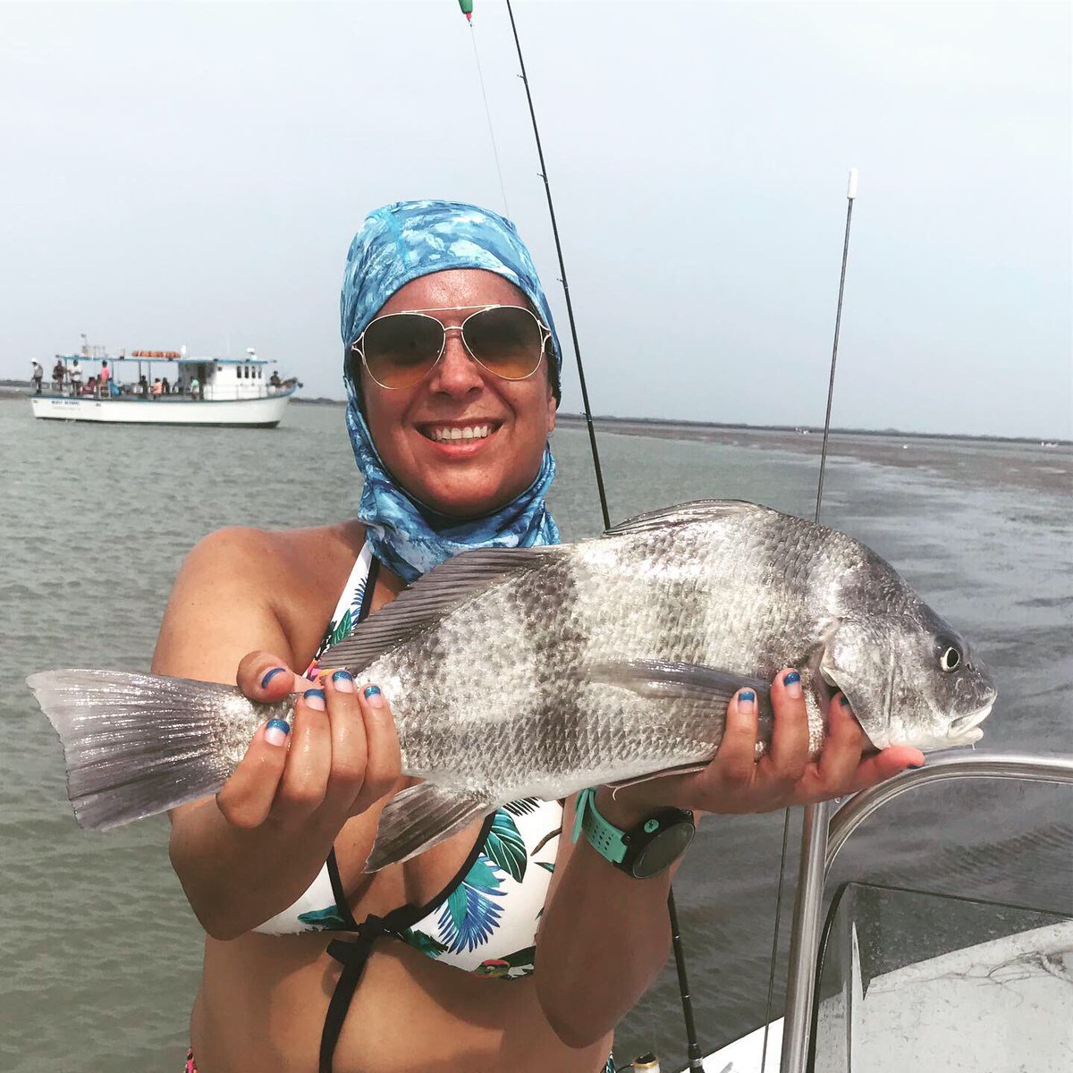 RGVTuffy's tweet photo. @therunchat @AfterShokz #RunChatPics Day 12... something about me not related to running.... #fishon #fishing #ILoveToFish @RealSaltLife https://t.co/xuA7CXYP9O