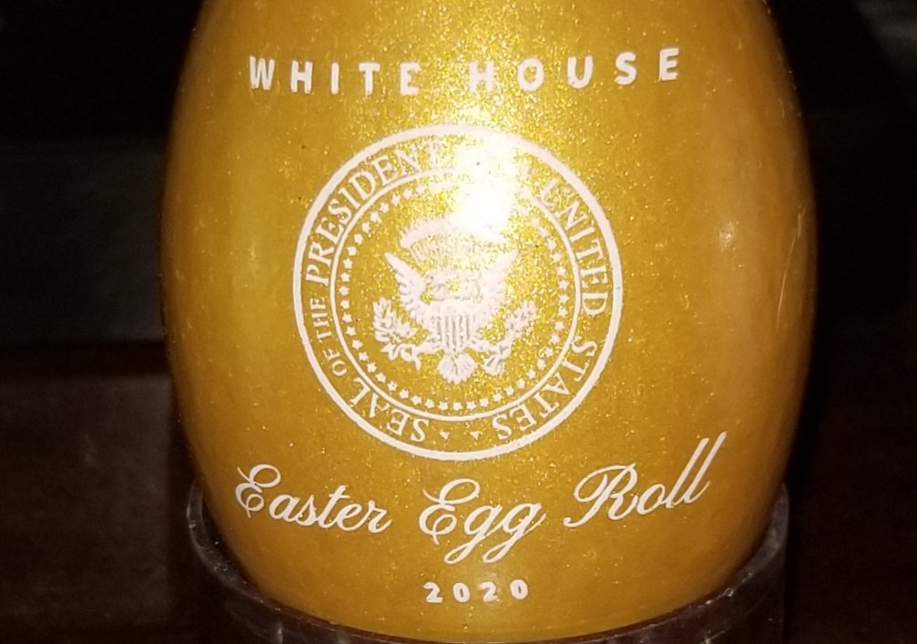 Hadippa2's tweet image. Happy Easter to @Potus, @Flotus
their family and all those in the  @WhiteHouse working hard for the USA.

We. Love. You.