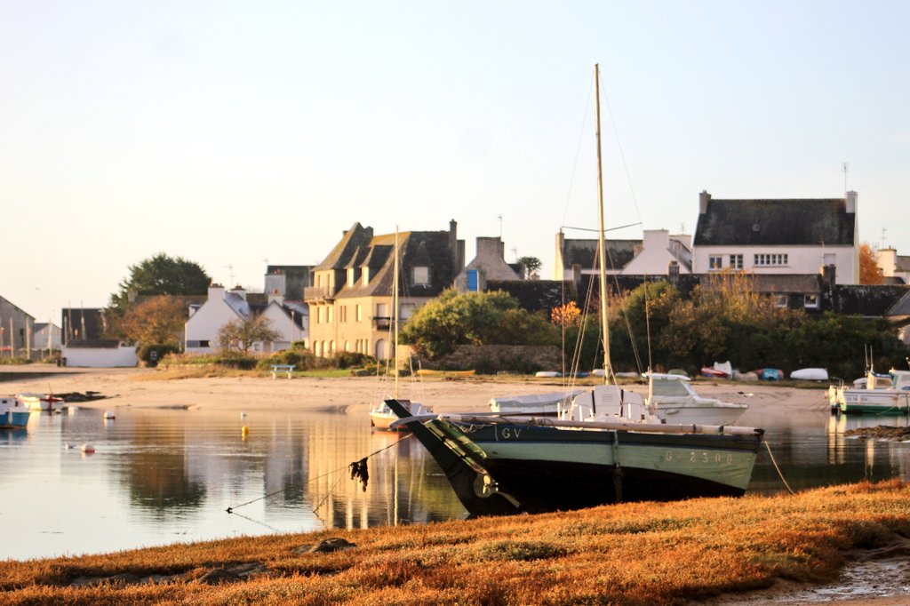 souffleurdebzh's tweet photo. Breizh postale from #Lesconil,
Quel coin de Bretagne souhaitez vous découvrir en premier ?
Portez vous bien !
#MagnifiqueBretagne #Finistère https://t.co/kblCJFXREe