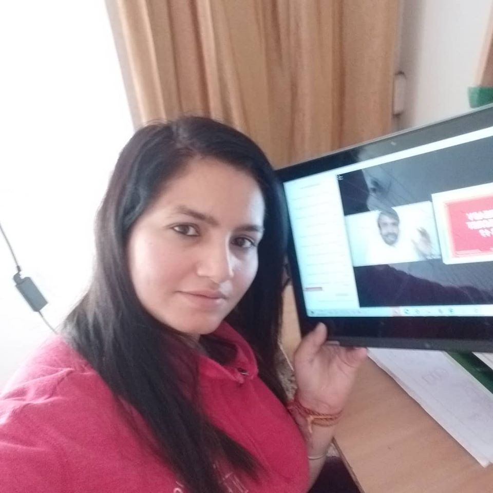 savinalini's tweet photo. #DMCForCorona Attending Digital Marketing Conference on zoom..............Lockdown ZEAL https://t.co/V30C47Z0Hj