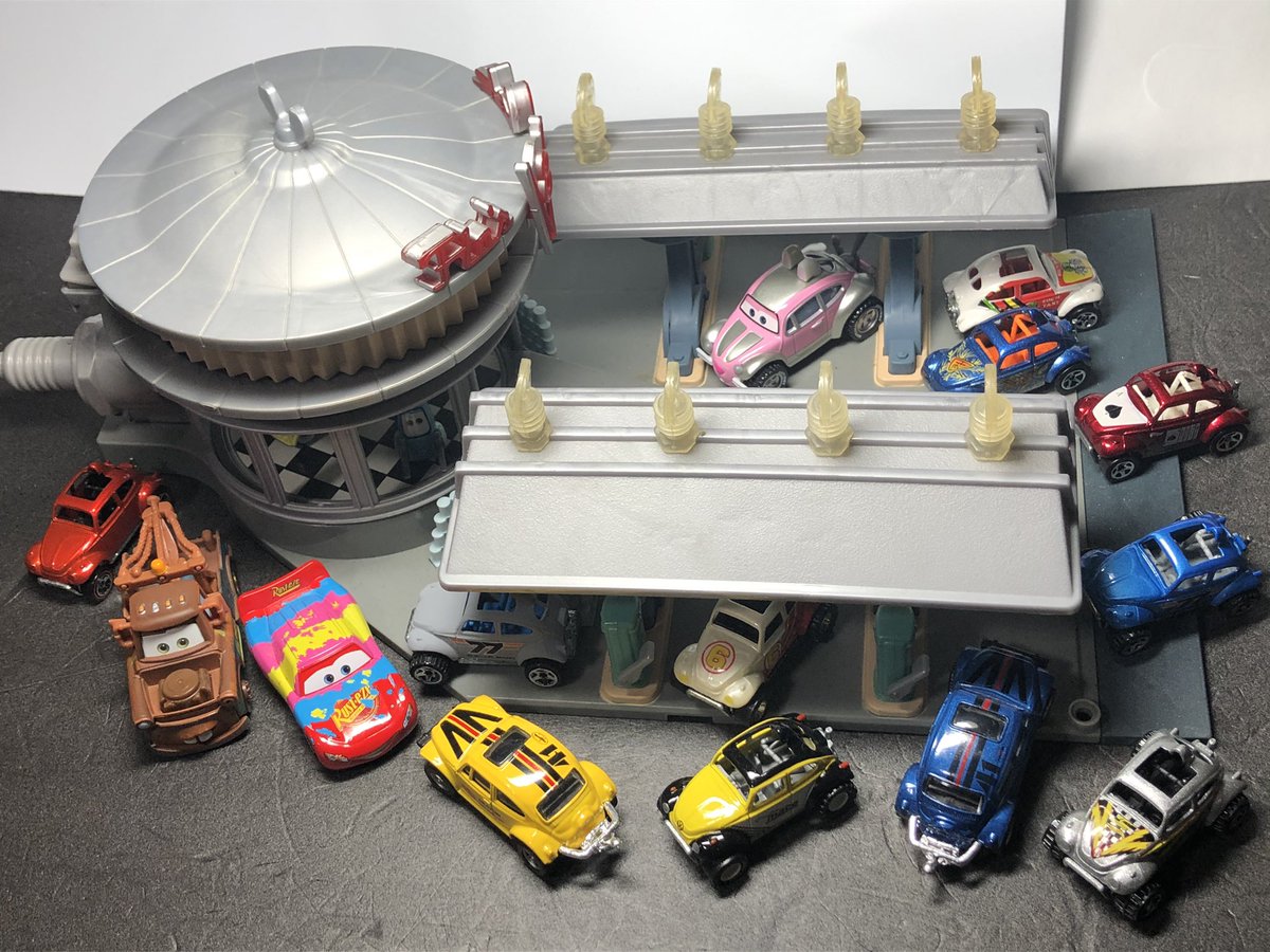 yacchi621's tweet photo. イースター・バギーをさがせ!
#mattel #cars #hotwheels #maisto #easterbuggy #lightningmcqueen #mater https://t.co/iTnZzFFvpj