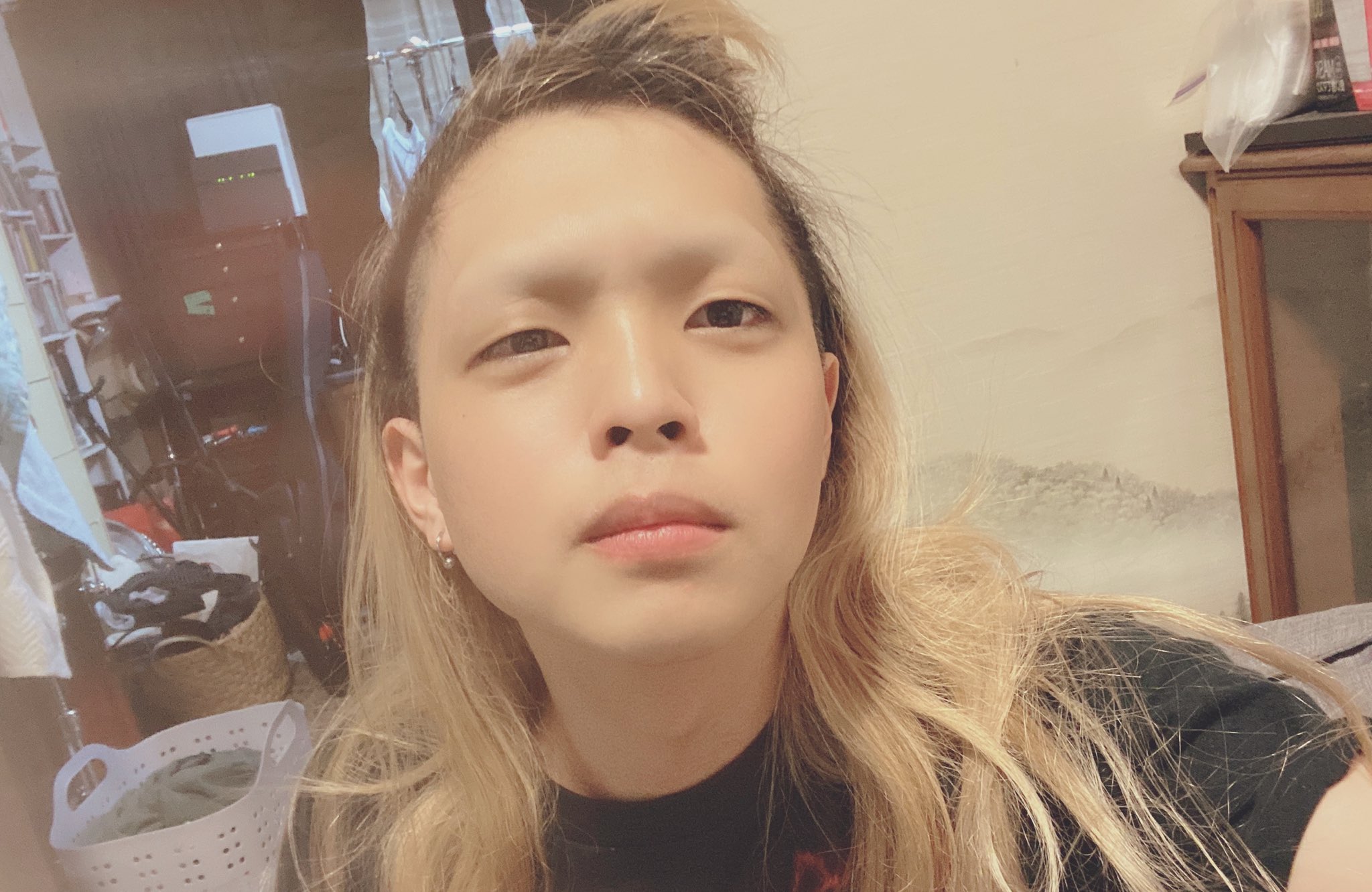 ヨコピーちゃんはニガミ17才 チンピラ高校眉無し学部1年2組眉毛無し男 推して参る T Co 8w6fvqdo1p Twitter ヨコピーちゃんはニガミ17才 チンピラ高校眉無し学部1年2組眉毛無し男 推して参る T Co 8w6fvqdo1p Twitter