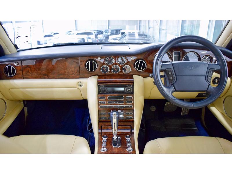 sir_tsapo's tweet photo. Ah, this classic opulence will do...bumping "It's a man's man's man's world - by Tom Jones" on a Sunday drive.
#AutoLockdownPhotoChallenge @jobrizzlerauto https://t.co/bnvEtrZ5Zq