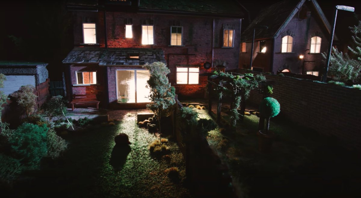 Surb_WL's tweet photo. While most of us stay at home, hedgehogs must roam around a mile each night. They're out of hibernation so now is the perfect time to make our gardens more hedgehog-friendly! Watch and enjoy 'Hedgehog Close':
https://t.co/nEzzjxLOXx https://t.co/Bl4f4bRoKn