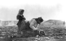 NeilPort2's tweet photo. It was the first modern genocide, 1.5 million men, women and children. It may have inspired the Nazi holocaust. https://t.co/nrGVRMtFMI Why did the Ottomans to try to exterminate their Armenians in WW1? My August history Blog  (pic: death march, mother and dead child) https://t.co/XzCkSrRZvQ