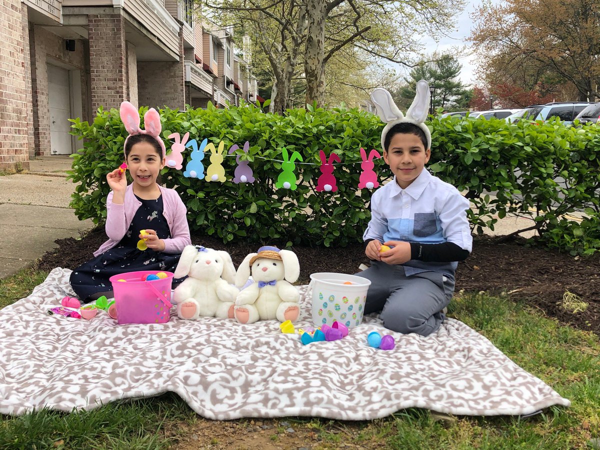 SMSCrusader's tweet photo. Thank you for sharing your joyful &amp; blessed Easter celebration! #Alleluia #WhyWeLoveSMS #adwfamily #familytraditions https://t.co/TjHgowzCB1