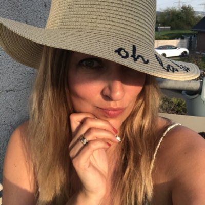 PikiOilily's tweet photo. #NeuesProfilbild https://t.co/MIJ7h6JEQd