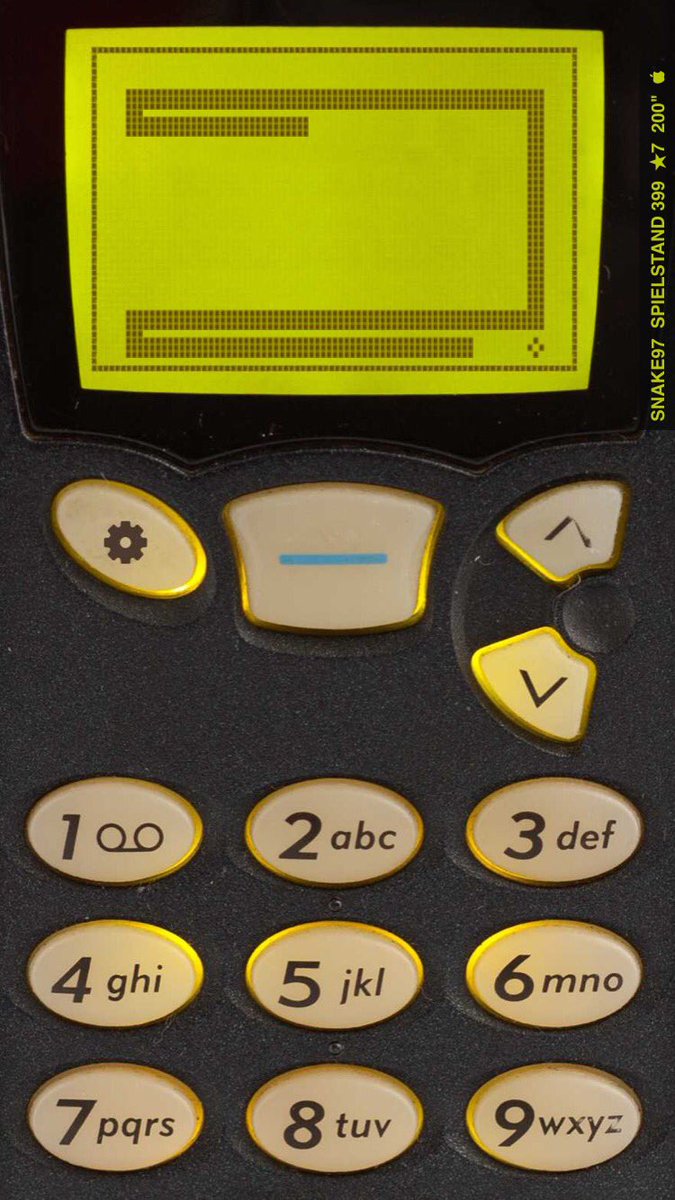 soethof's tweet photo. #Snake97 Spielstand 399 https://t.co/RSqMMAjQEr https://t.co/03TTlnXBjb
