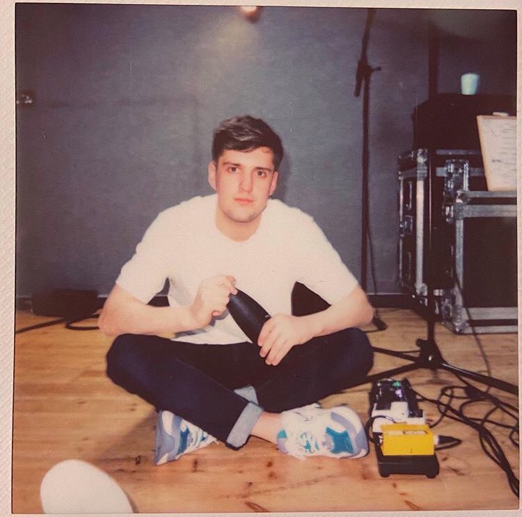 📸