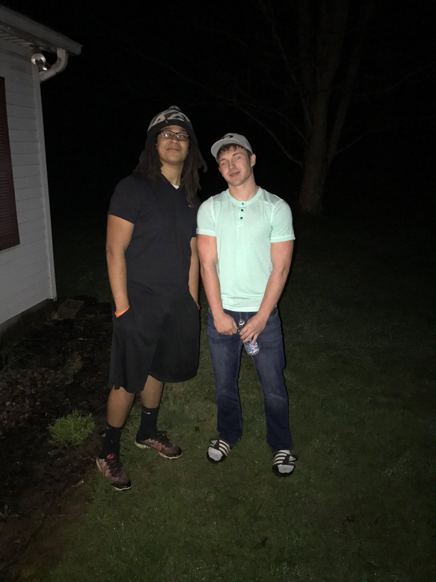 prestenkessler's tweet photo. Happy 21st birthday big dawg! Hope you had a great day! Happy Easter as well! @alexmuslar12 https://t.co/2Clg51OJT7