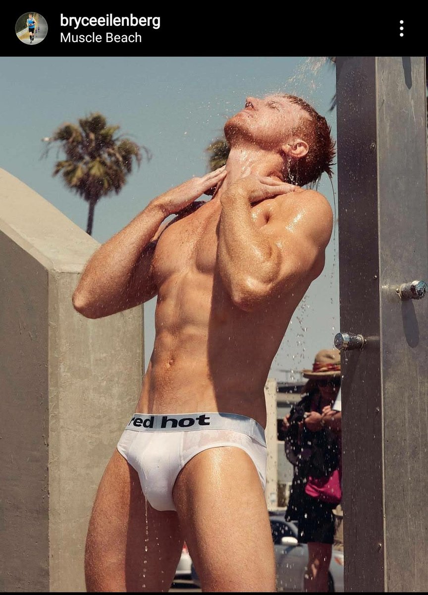 xdyecoll's tweet photo. ¿Cuál es tu #PetCrew favorito? El mío es Bryce ❤️💥 #DragRace @RuPaulsDragRace https://t.co/Eup9ZO5VfJ