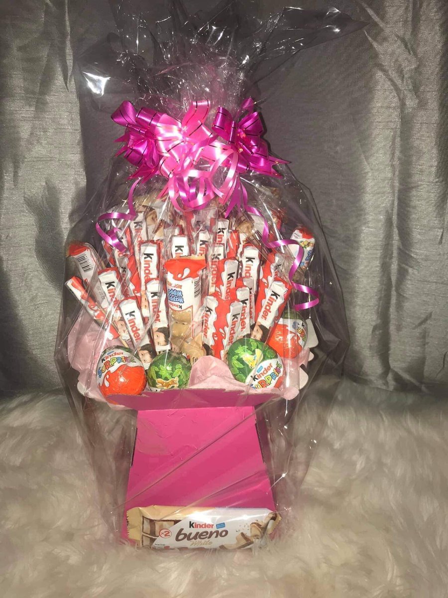 BasketsHampers's tweet image. No two Hampers or Baskets will ever be exactly the same so get something unique for that very unique person in your life. #SweetTooth #Sweets4MySweets #HampsAndKets