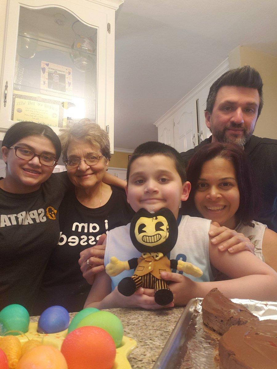 ChrisTestut's tweet photo. 🐣🐰Easter 2020🐰🐣 #blessed #thankful #grateful https://t.co/0UIn9za8ij