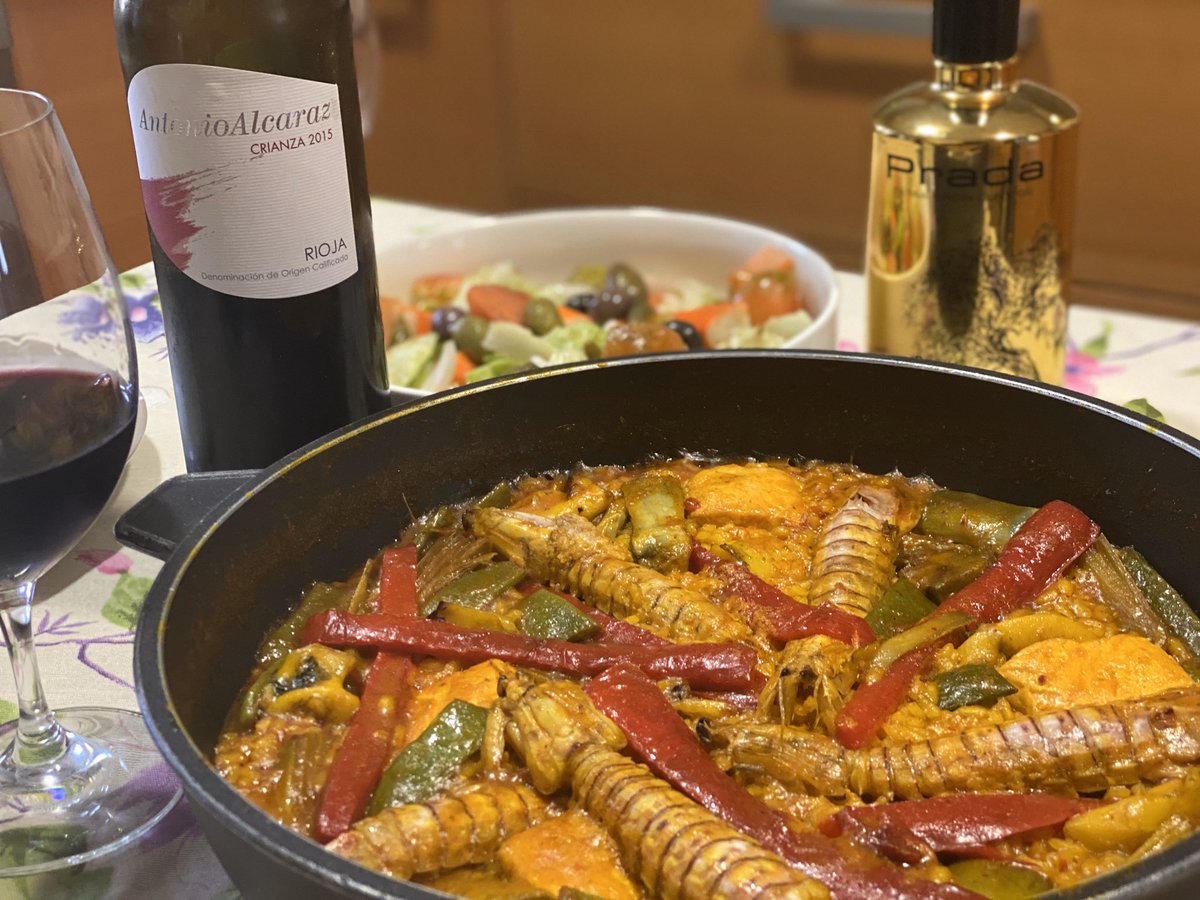 rioja_alcaraz's tweet photo. nuestros distribuidores les envían nuestros productos a casa, información por zonas.
direccion@bodegasantonioalcaraz.com https://t.co/2rqiH3Xyet