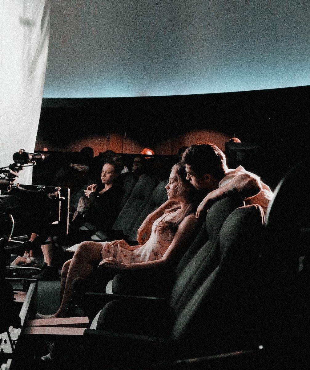 chappellofliv's tweet photo. i think it's funny how we all thought this was gonna be a dirty scene when in reality it was one of the softest https://t.co/bQx8e0TkBt