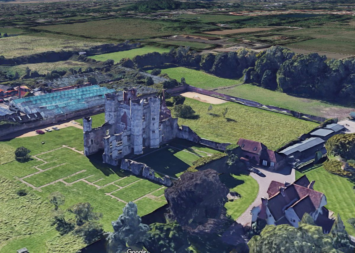 sometimes you're lucky the other way with 3D data! Titchfield Abbey of course (along with Mottisfont in Hants) one of those rare occasions the church gets converted into domestic use, made into a huge gatehouse in 1542, almost mock-medieval when the middle ages had barely ended