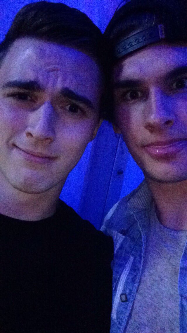 EnronSupport's tweet image. Always laugh when I stumble across this awful pic of me and Sean monahan Hahahah