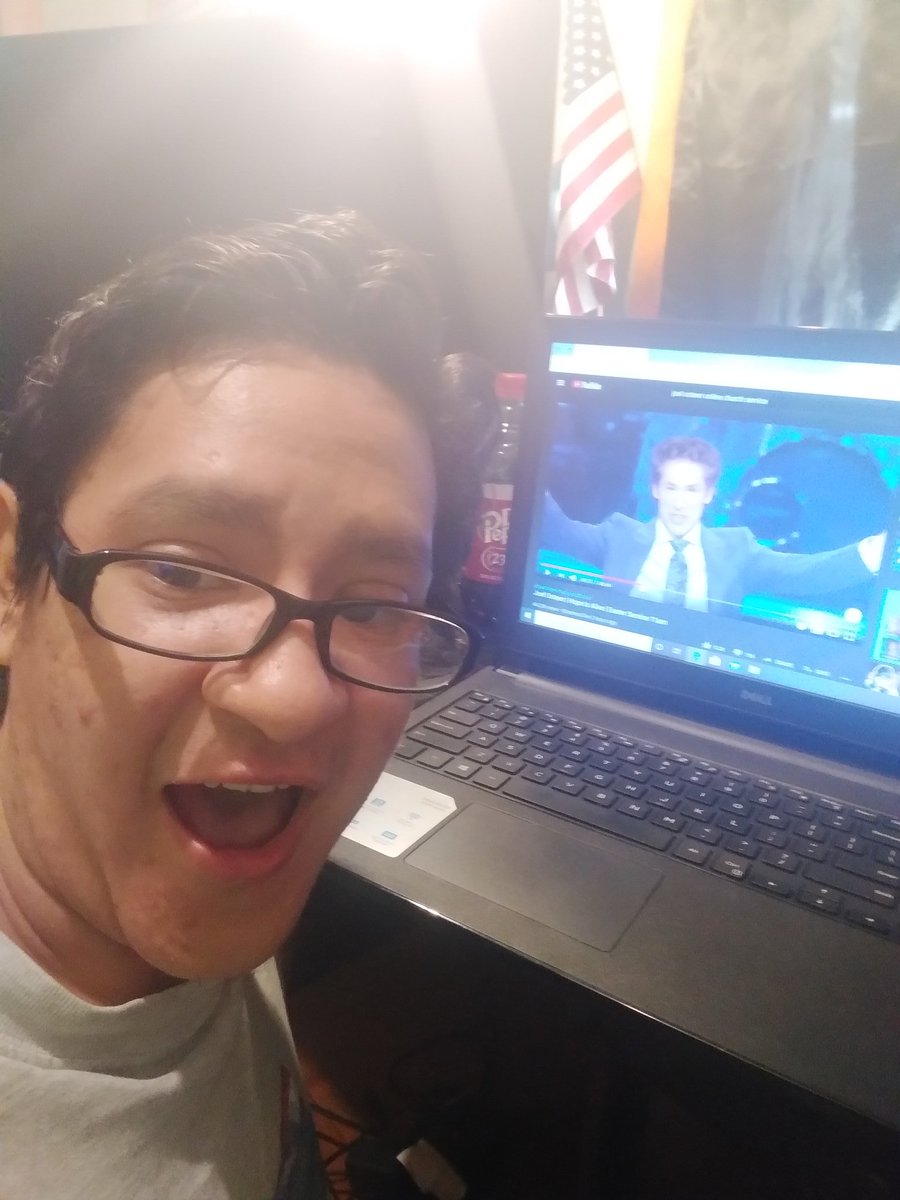 Stuttering_Cris's tweet photo. Online Church service with Joel Osteen! :D
#Easter #Easter2020
#PraiseJebus!! https://t.co/5bl8Pm993N