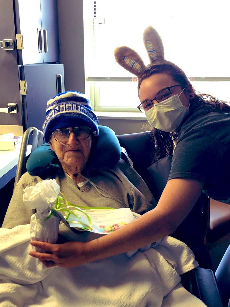 THVCpride's tweet photo. Our veterans are loving surprise Easter-grams sent from their loved ones today! ❤️🇺🇸 #LoveGetsIn #grateful https://t.co/QmztLpoBt9