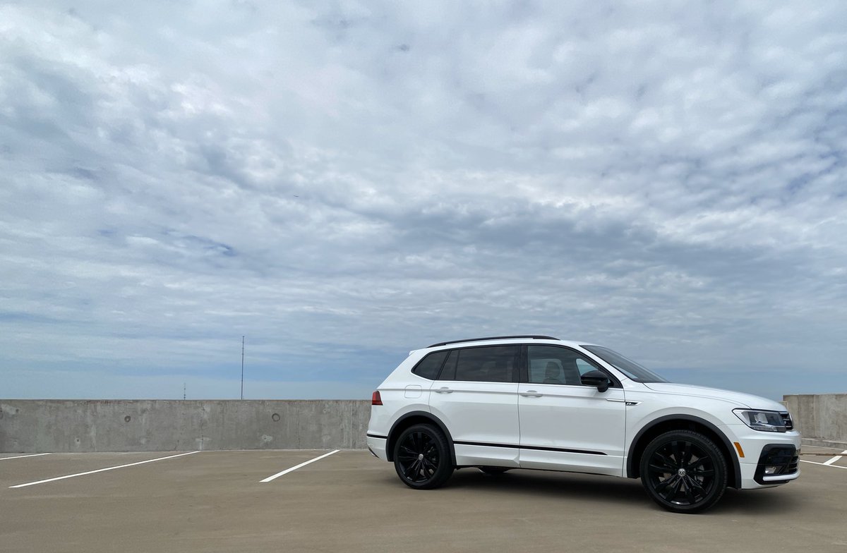galena_394's tweet photo. So Im obsessed with my 2020 R-Line Tiguan by @VW 
#Volkswagen #car #blessed https://t.co/gtROrBvp9O