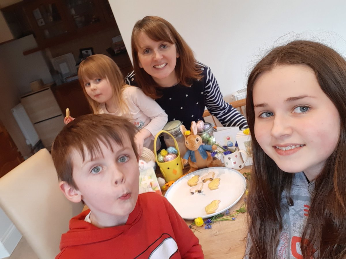 SarahDuffey5's tweet photo. Happy Easter Year 2 from my home school to yours. This is the amazing cake my eldest daughter baked for us today. 🐰🐣 @ssascommunity @Miss_JHolmes https://t.co/DzE9ros9nG