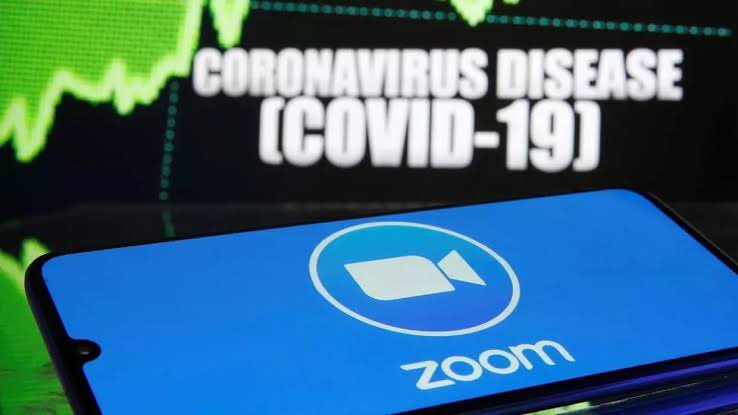 MxNowmedia's tweet photo. #ZoomApp 🎦📱📶 La app de videoconferencia que ahora vale 30 mil millones de dólares 💸📱📈📊 Parece ser una de las grandes ganadoras en medio de la pandemia por el COVID-19, la cual ha producido un incremento significativo en el uso de diversos medios de comunicación a distancia https://t.co/Sa4ZWvn3m4