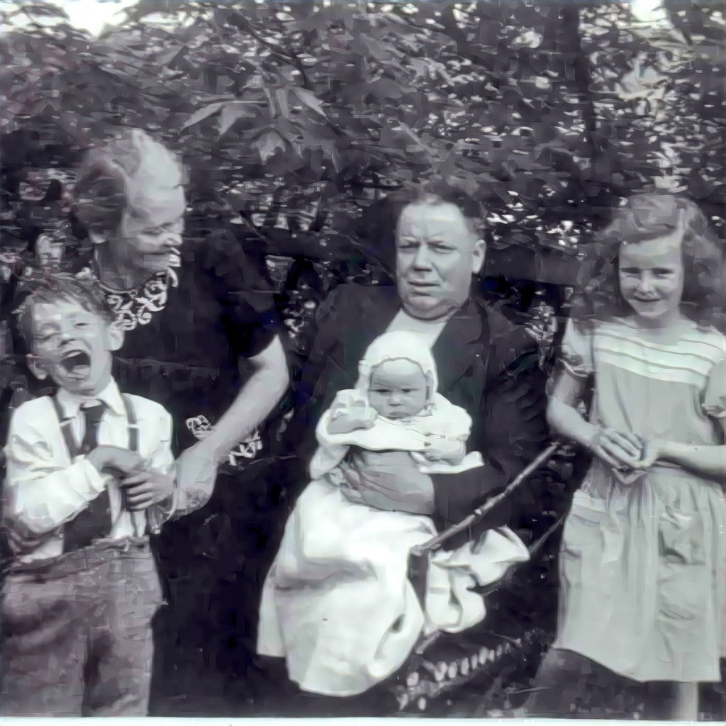 EMC2Marisa's tweet photo. Throughout time, my family's favourite holiday has always been #Easter.
Croeso bywyd, Croeso ysgafn, Croeso Gwanwyn ☸
#Pember #familyhistory https://t.co/kXXEPOWgIh