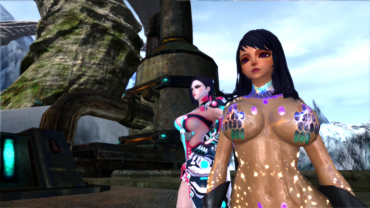 melficexd's tweet photo. Echo de menos #ScarletBlade No es que quiera jugar otra vez, pero la verdad es que un juego que tenia tanto potencial lo defenestraron de una manera barbara. Desde entonces, no confio en ningun juego que tenga que ser online... Waifus pawa! XD https://t.co/vtDlC7tjiG