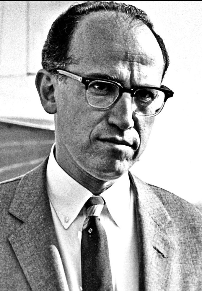 #IDedicateThisWeekTo Jonas Salk, an American physician, medical researcher &virologist who developed one of the first successful polio vaccines.The 1952 polio epidemic was the worst outbreak in U.S. history. 3,145 died. 21,269 were paralyzed, mostly children.