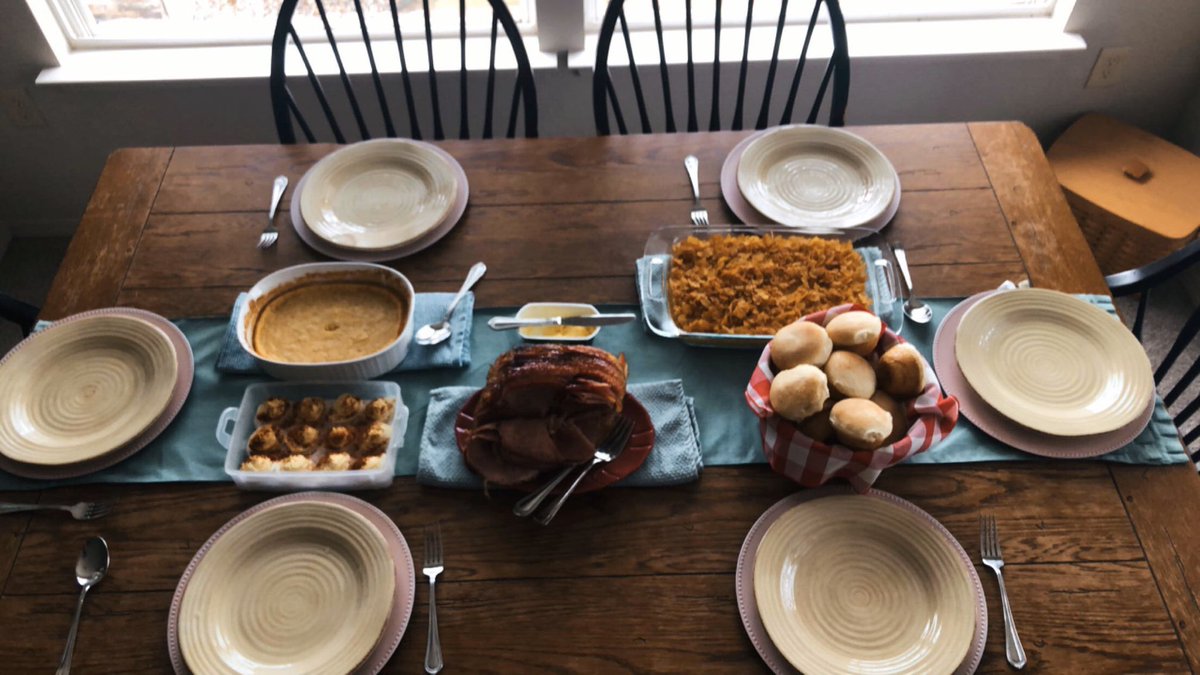 MmmmmMace's tweet photo. easter: family style. rejoice for he has risen!!! https://t.co/ssQ6RtMoKn