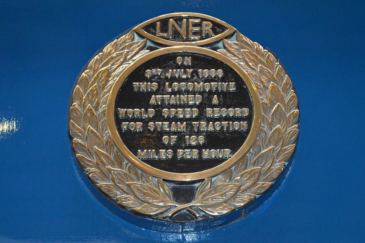(le Rose, c'est pour éviter le point Godwin)Et donc, 2 ans après, les britanniques arrivent, et battent le record catégorie "Locomotive à Vapeur", en 1938, avec un 202,8 km/h. La locomotive en question, la Mallard, est toujours détentrice du record en catégorie "Vapeur".