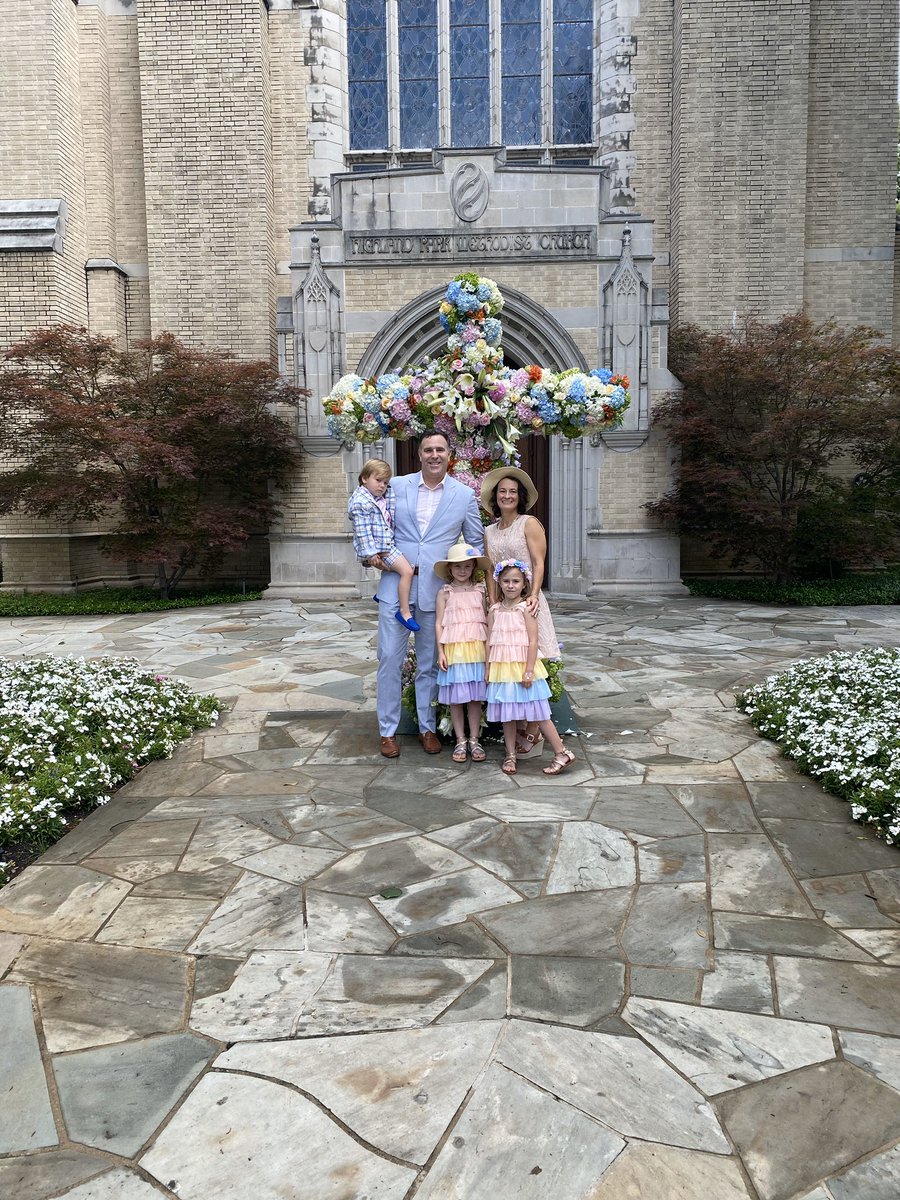 chitide1's tweet photo. @HPUMC thank you for a beautiful Easter morning. #heisrisenindeed https://t.co/OlE6GUc1mV
