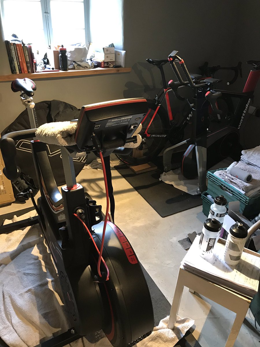 Staying motivated despite the lack of racing. Mersey Roads 24 2020 rightly cancelled, keeping 🤞🤞crossed we get back to Borrego Springs again in Oct. Would love to go back to RAI next year. For now, training indoors continues #wattbike #nojunkmiles #endurancecycling #teamtq