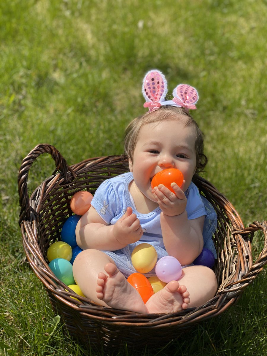 mrslopez_2's tweet photo. Happy Easter to all! 🐰❤️🐣 Have a wonderful day! https://t.co/xf0O61qCnU