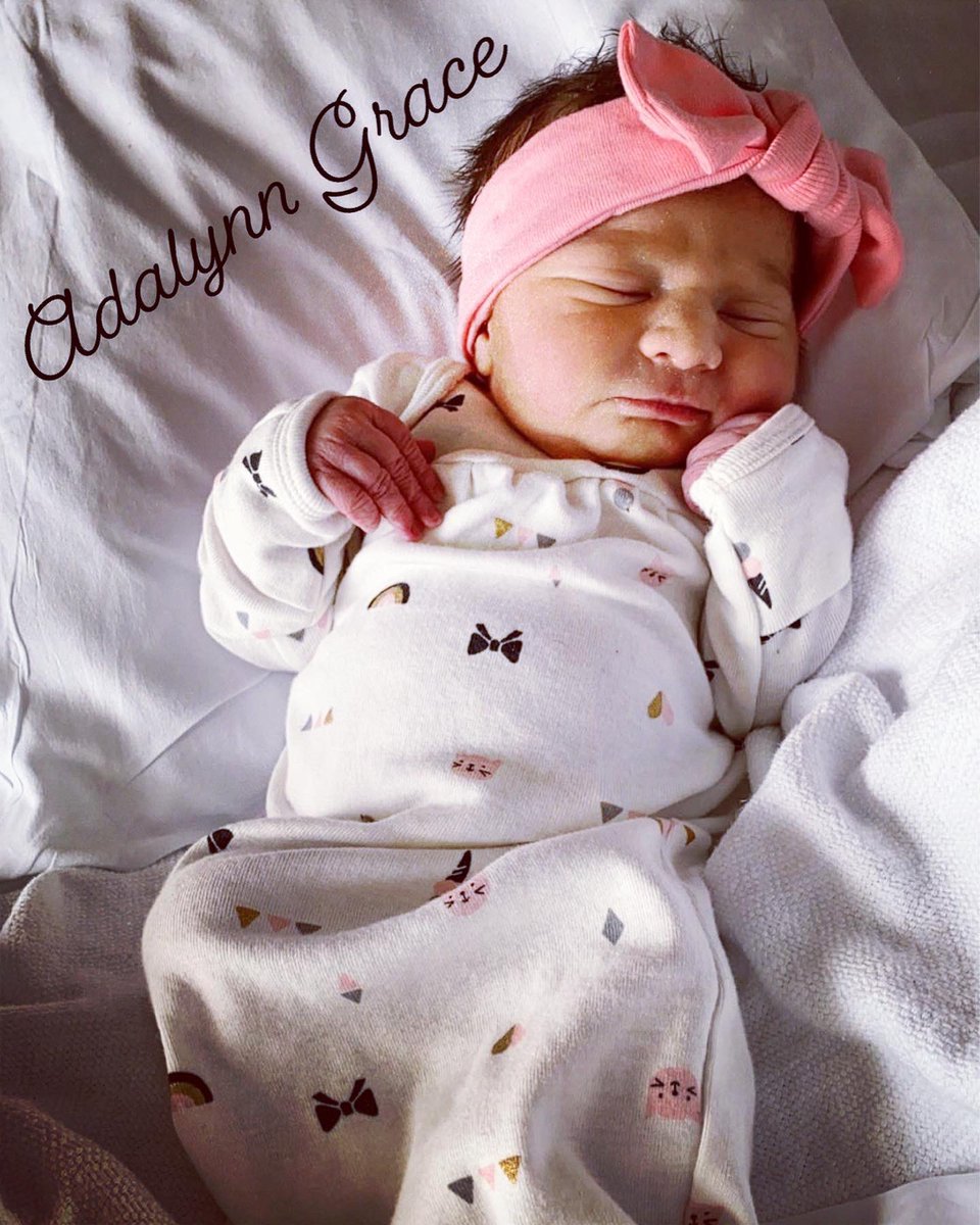 hicks_kylie's tweet photo. Adalynn Grace Whitt♥️  Born 4/11/2020, weighed 6.7 oz, measured 19 inches long, has a full head of dark brown hair and beautiful blue/green eyes. I couldn’t be more in love with such a sweet little girl thank you for making me a mommy 😘 https://t.co/5Ct909qV2d