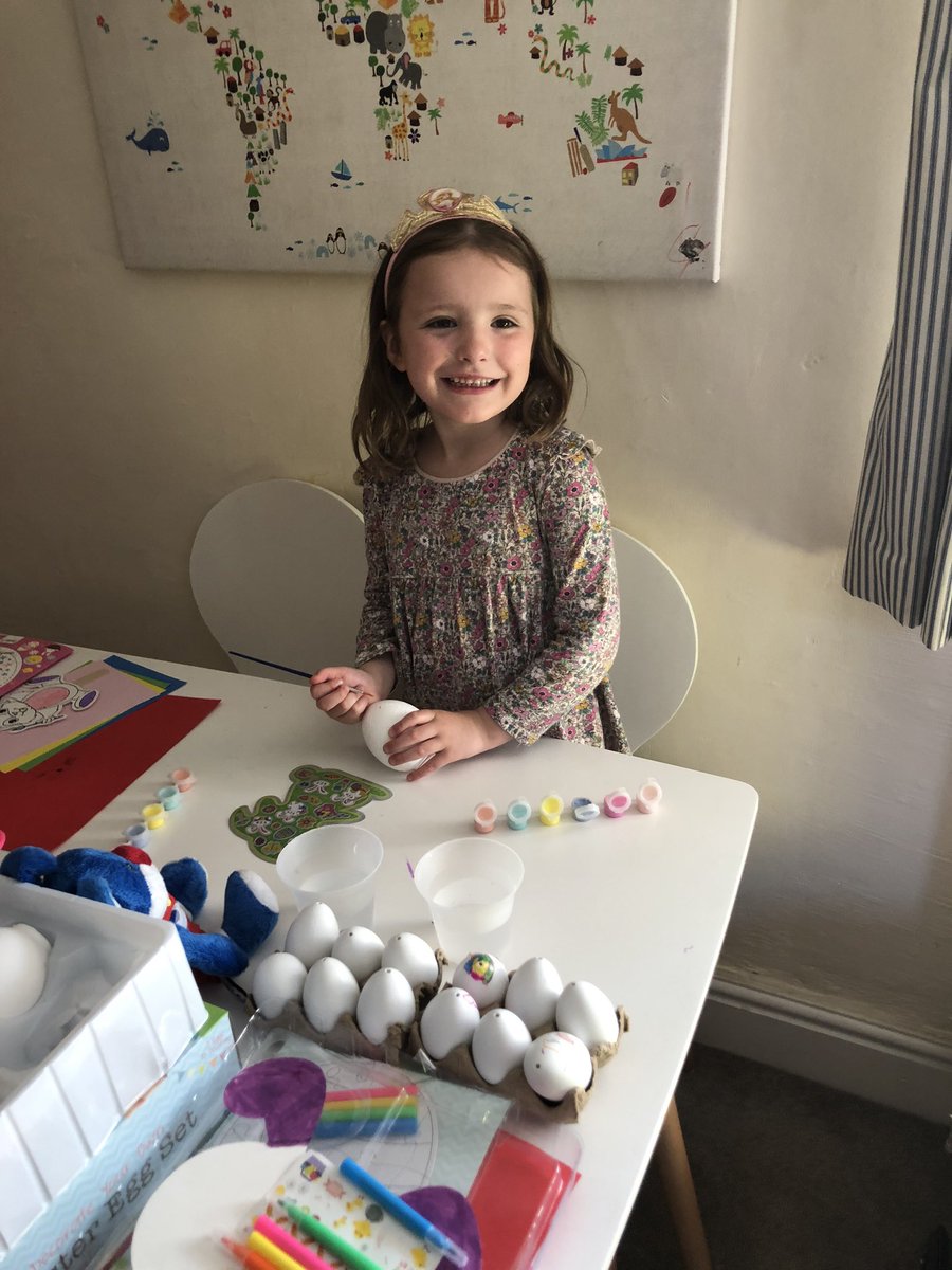 SammyJ1009's tweet photo. @Reginald_Elton Happy Easter🐣. We hope  you’ve all had a lovely day. Bea has been painting some eggs today x https://t.co/f3RhVGQSG6
