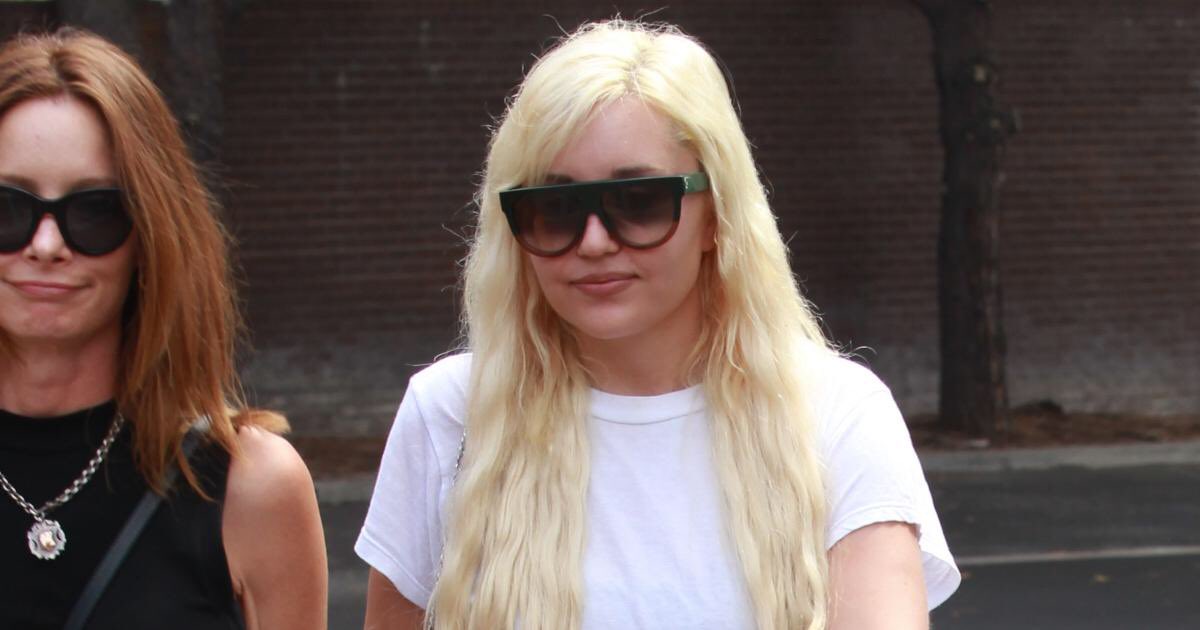 Amanda ByneAmanda Bynes was born on April 3 1986. Her acting career began at age 7 with a television commercial for Buncha Crunch.She found her way into the spotlight shortly after that, appearing in various stage productions, including “Annie,” “The Secret Garden” and...