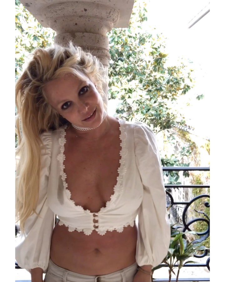 ..Twitter, attending a fashion show in Los Angeles, looking happy and healthy. Hopefully, this signals another happy ending.4. Britney SpearsOh, Britney, where to begin?Britney Jean Spears was born on December 2,1981. At the age of 11,she was cast in “The New Mickey Mouse..