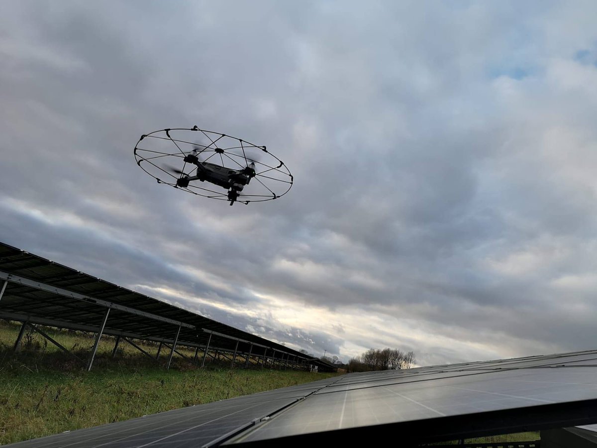 BourneDrones's tweet photo. Our Mavic 2 #Bumpcage begins testing tomorrow with a large utility company,  #manufacturing #ManUKHour #DronePhotography #DroneInspection   #FirstTMaster #BestInTheWorld #Crypto #HappyEaster #photography #dronephotography #ICO  #SundayRoast #brumhour #utility https://t.co/YjeXVqd0Wo
