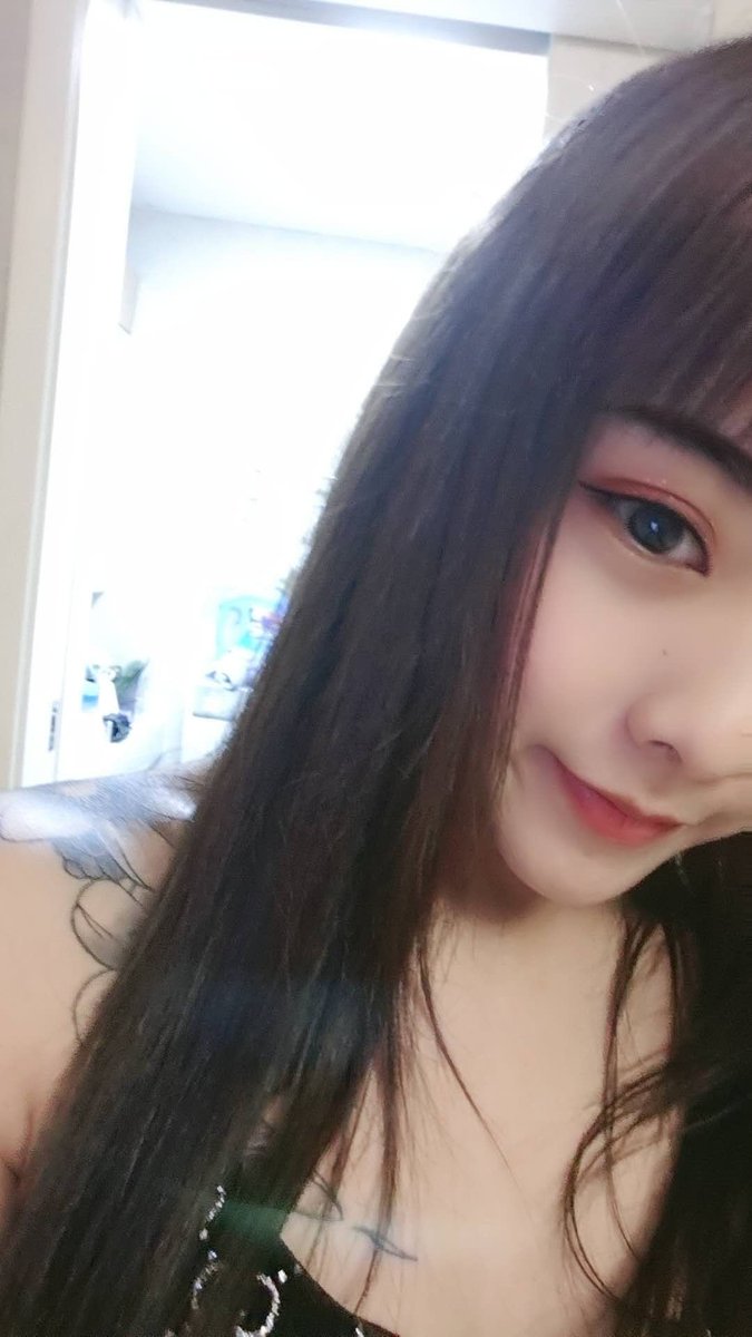 Jomier13's tweet photo. 02年163－92－36b 我条件不差的
杭州的
#杭州嘉里中心草粉 #杭州约炮 #杭州交友 https://t.co/M4tV1jM61u