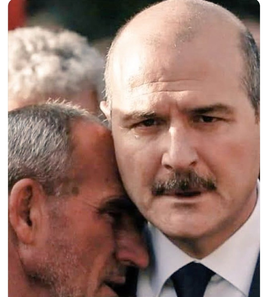 doganay_aysel's tweet photo. Bu zor mücadelede bizi bırakamazsın sayın bakanım "Süleyman Soylu !..

" Nerede Kalmıştık " deyip daha güçlü bir şekilde yeniden başlamalısınız 

#SoyluBakanımİstifanıGeriAl https://t.co/Ni1hvfb9Er