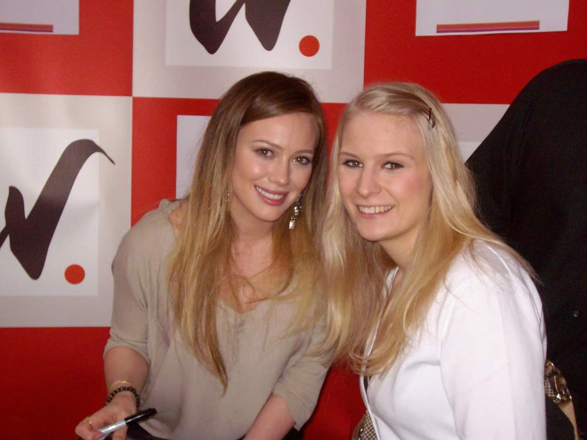 HD_WithLove's tweet photo. Exactly 17 years ago, I started to support this wonderful woman. 💖 This obsession never ended.  @HilaryDuff https://t.co/YPjFfKKvj1